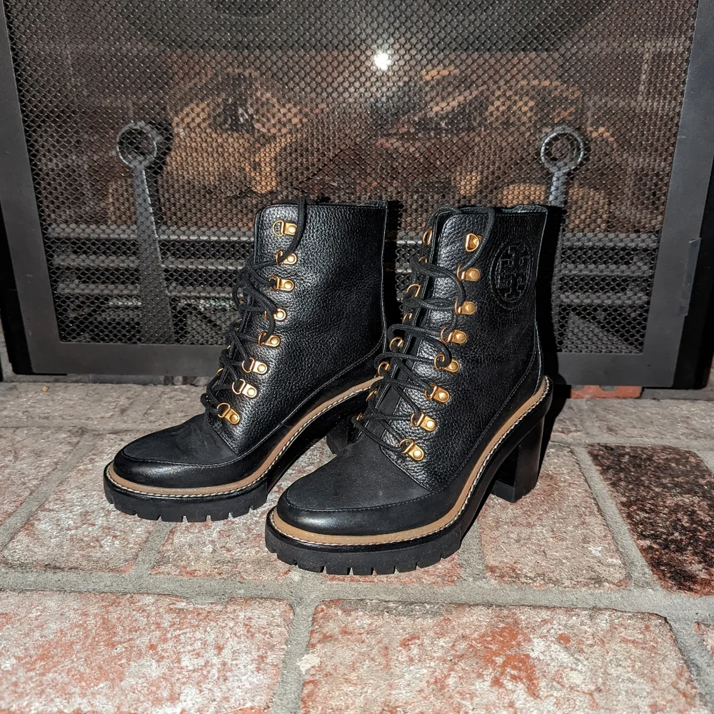 Tory Burch Miller Lug-Sole Leather Hiking Boots size 6.5